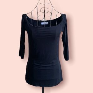 3/4 length sleeve black boat neck top…size small